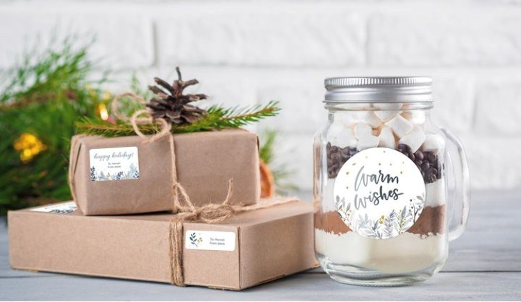 gift ideas on a student budget gifts in a jar ISIC