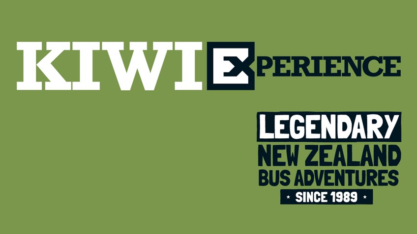 Studentrabatt på busspass i New Zealand med KIWI Experience
